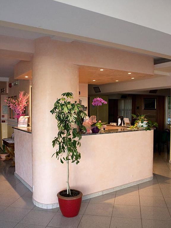 Hotel Monica Chianciano Terme Zewnętrze zdjęcie