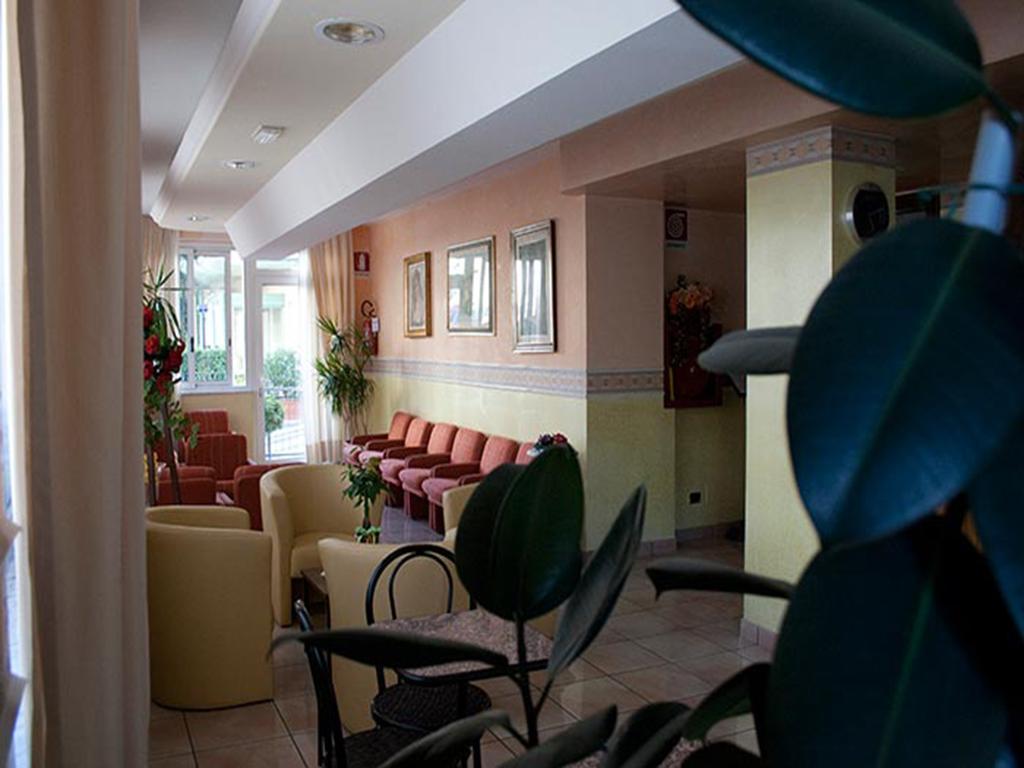 Hotel Monica Chianciano Terme Zewnętrze zdjęcie